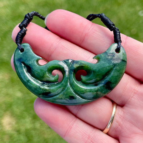 Pounamu Crescent