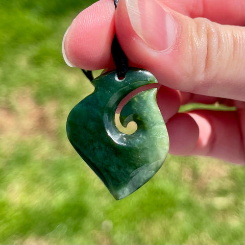 Pounamu Hei Matau