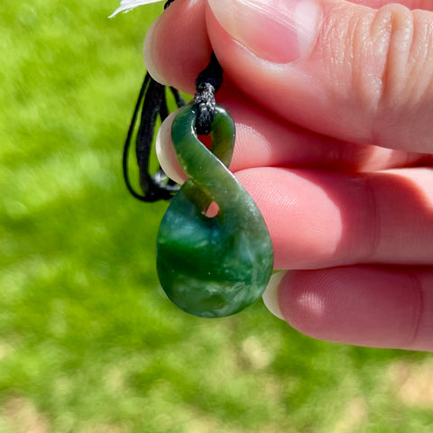 Pounamu Pikorua